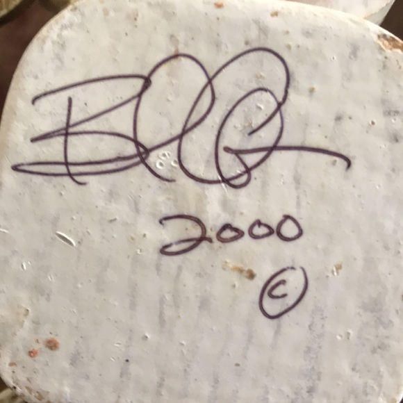 Wood Carved Trinket Box W/Angel Signed - Picture 7 of 13